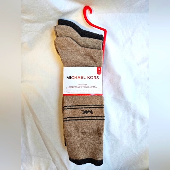 MICHAEL KORS DRESS CREW 3 PAIRS SOCKS TAUPE HEATHER MEN SIZE 7-12 - Picture 1 of 3